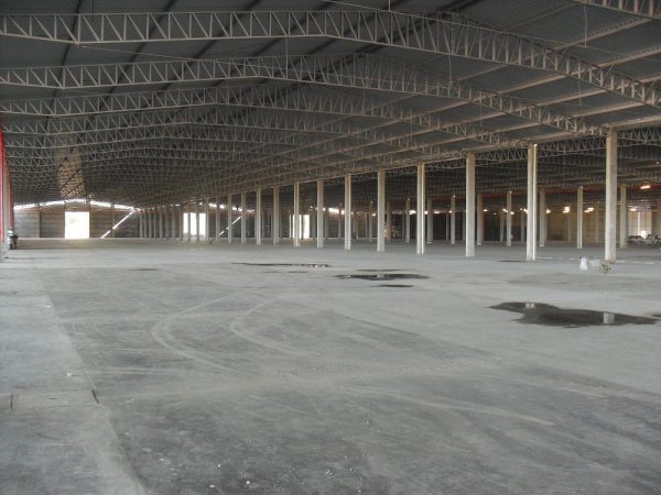 Construção de pavilhão industrial em Santa Catarina pela Kopp Construções.