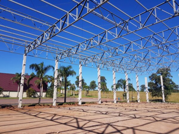 pavilhão industrial de 6300 m² sendo construído em santa cruz do sul